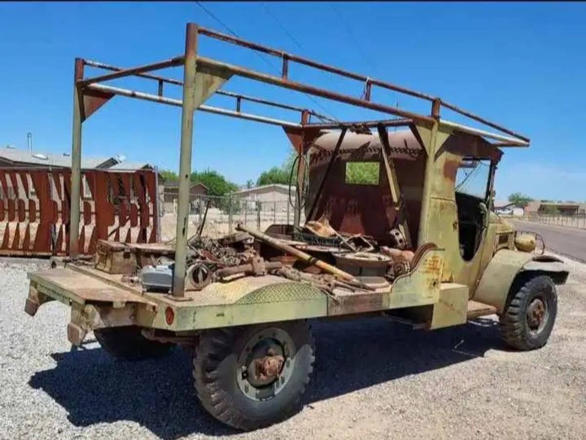 Dodge-powerwagon-1942-green-1