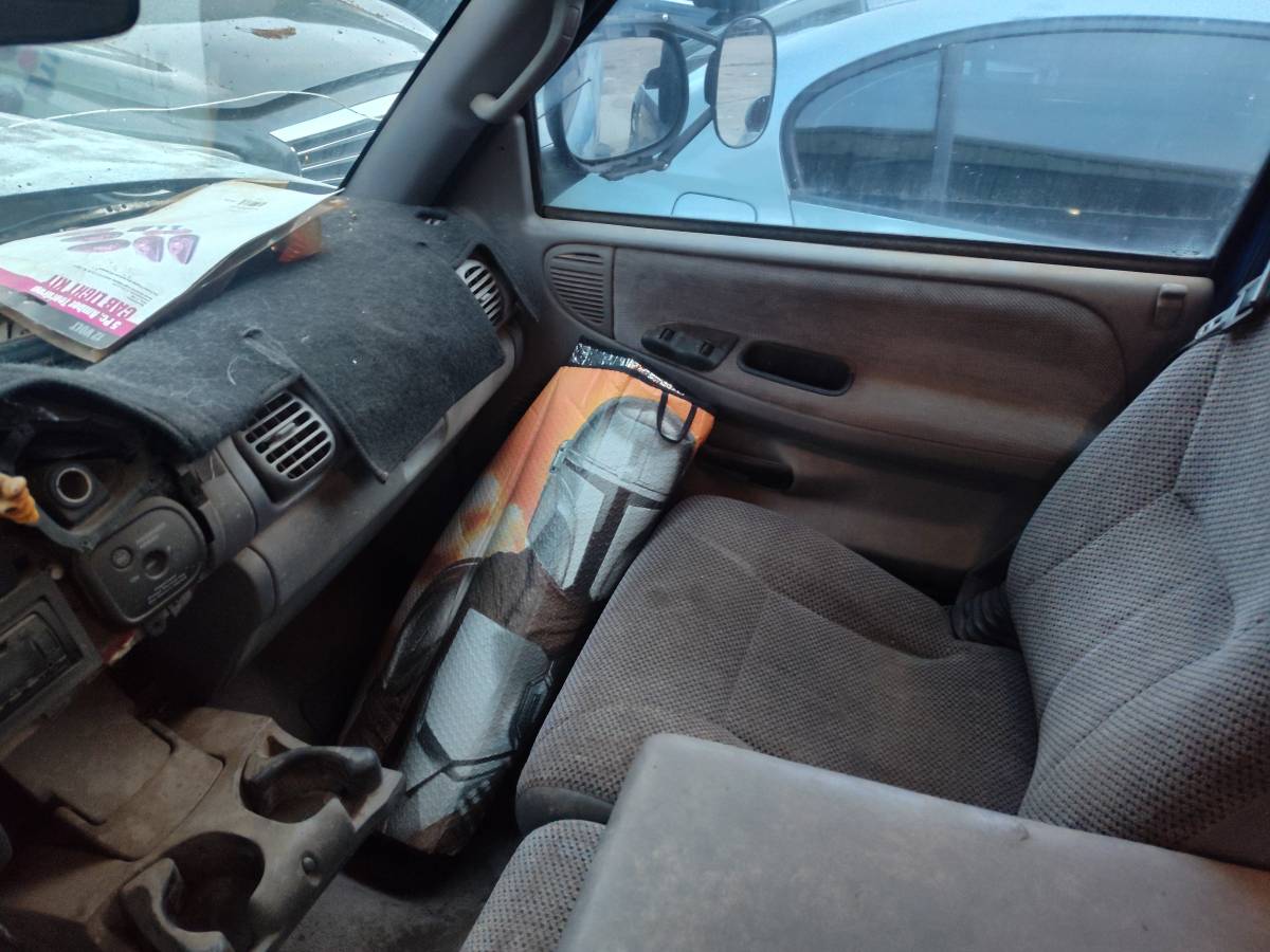 Dodge-ram-1500-1996-blue-6