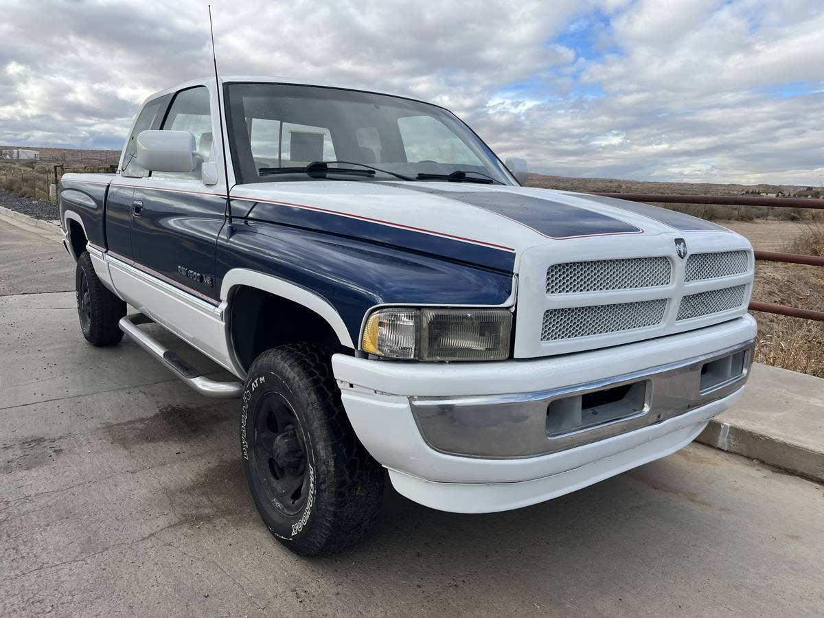 Dodge-ram-1500-slt-4x4-1996-white
