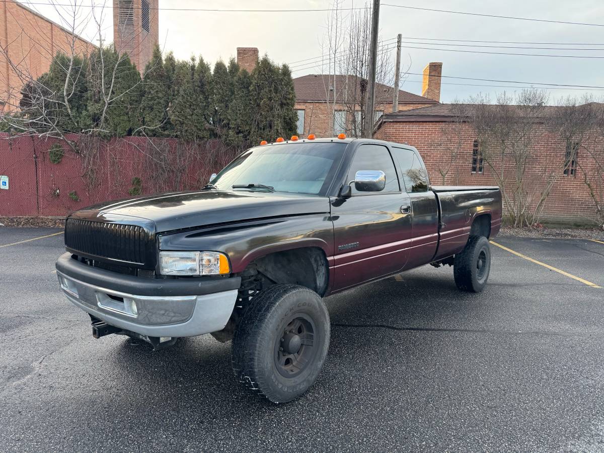 Dodge-ram-2500-1996-black-10