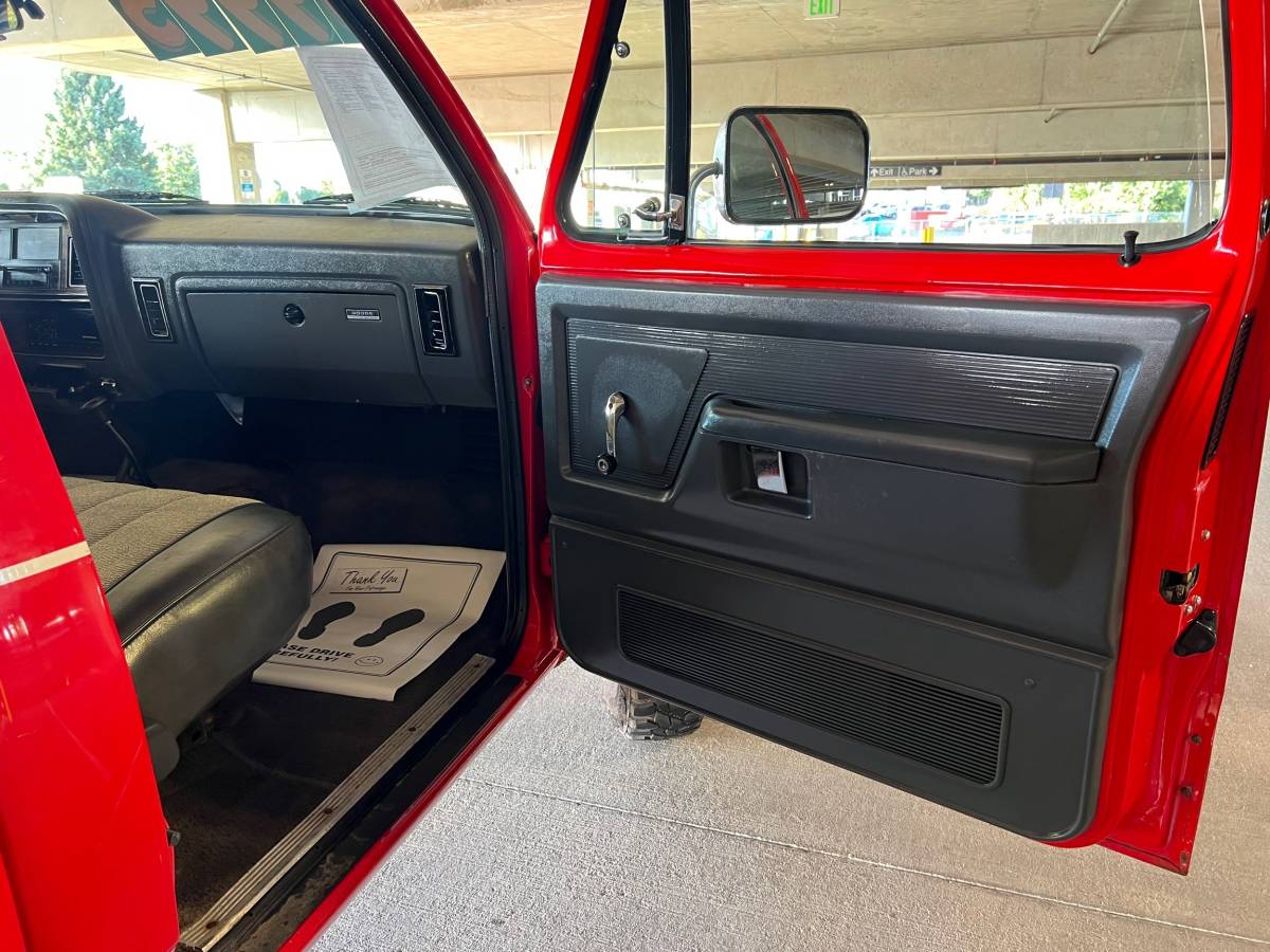 Dodge-ram-2500-diesel-1990-red-16