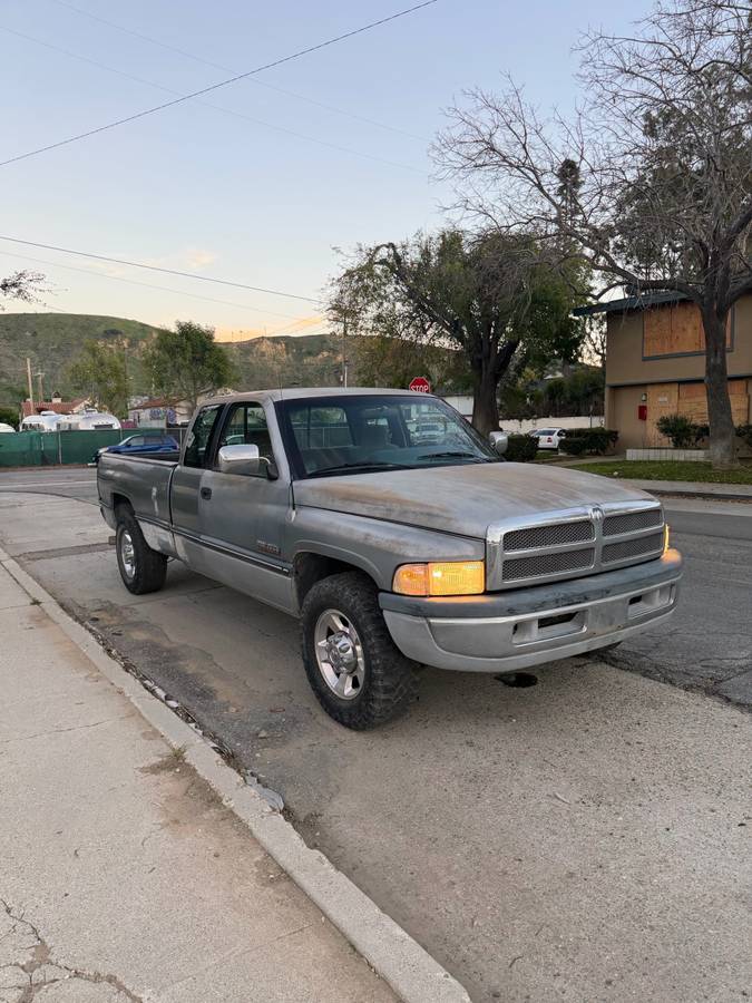 Dodge-ram-2500-diesel-1995-grey-1