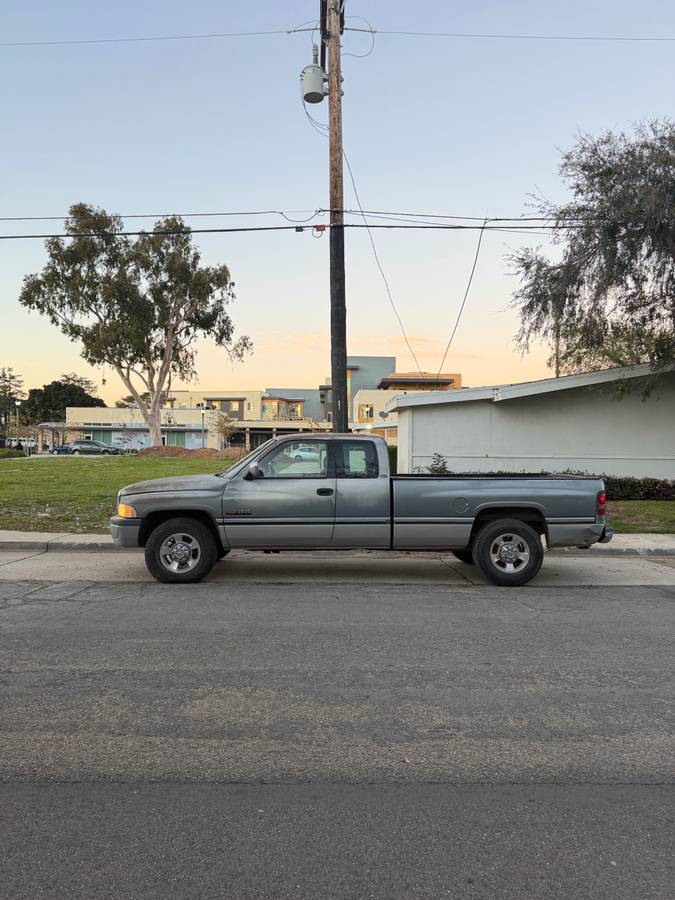 Dodge-ram-2500-diesel-1995-grey-2