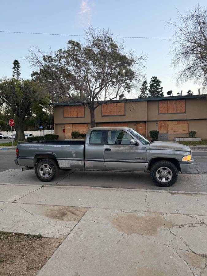 Dodge-ram-2500-diesel-1995-grey-3