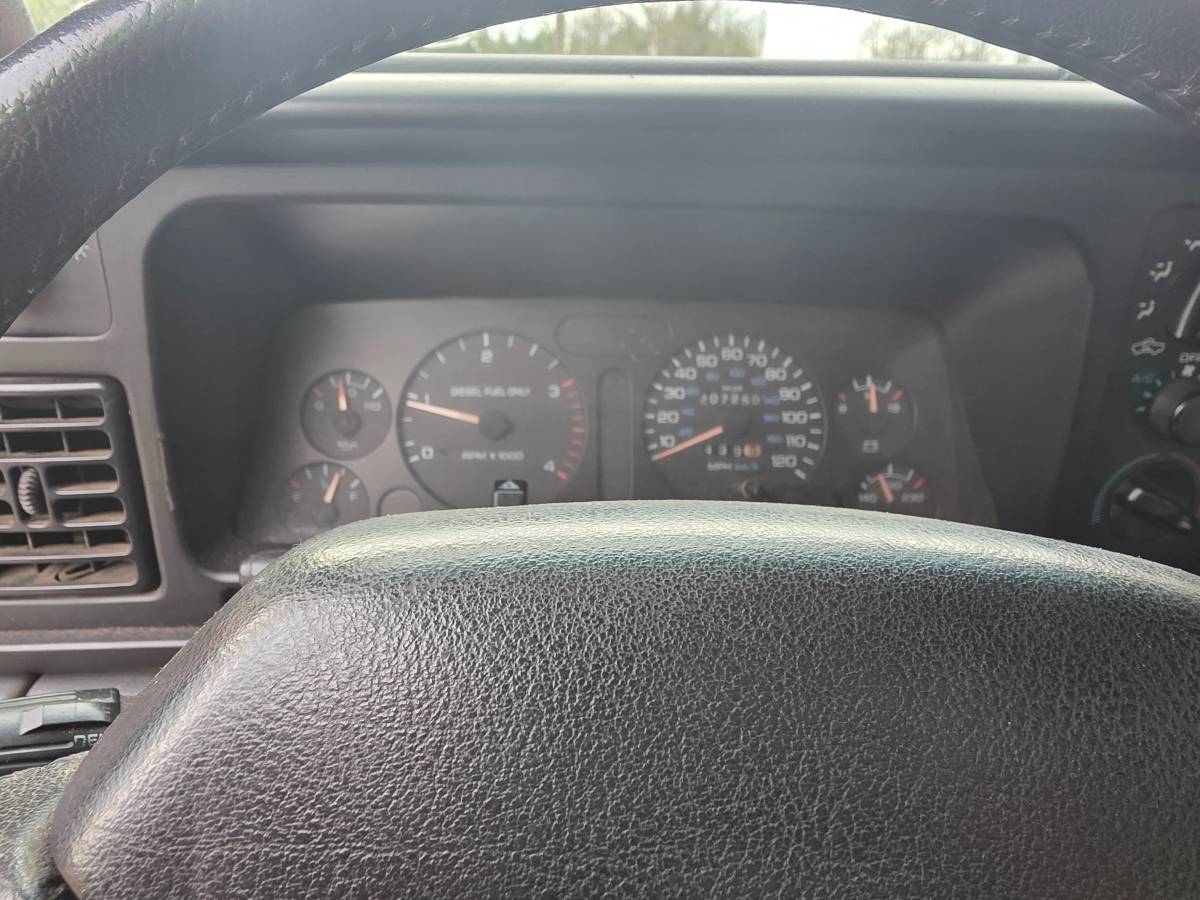 Dodge-ram-2500-diesel-1996-red-10