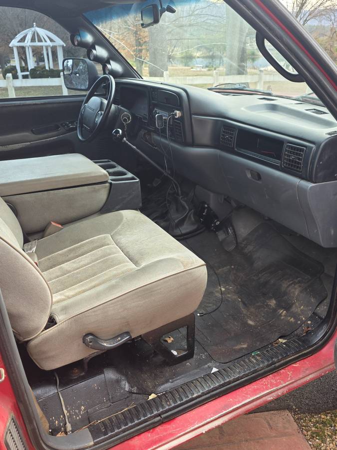 Dodge-ram-2500-diesel-1996-red-9