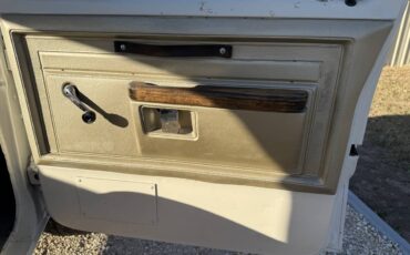 Dodge-ram-3500-1982-white-10