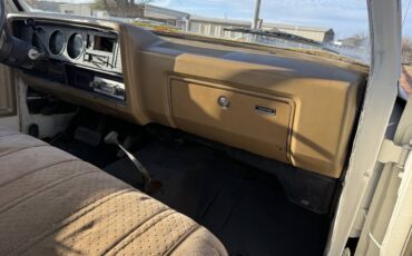 Dodge-ram-3500-1982-white-9
