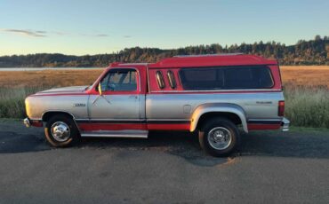 Dodge-ram-3500-1984-red-10