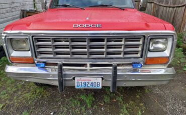 Dodge-ram-3500-1984-red-7