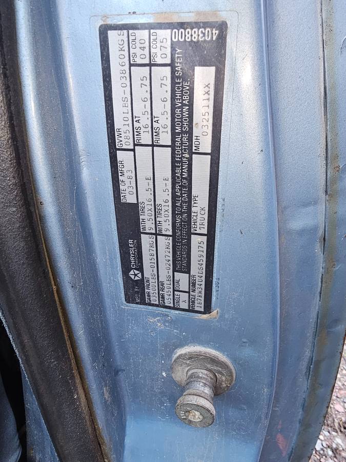 Dodge-ram-3500-4x4-1983-blue-1