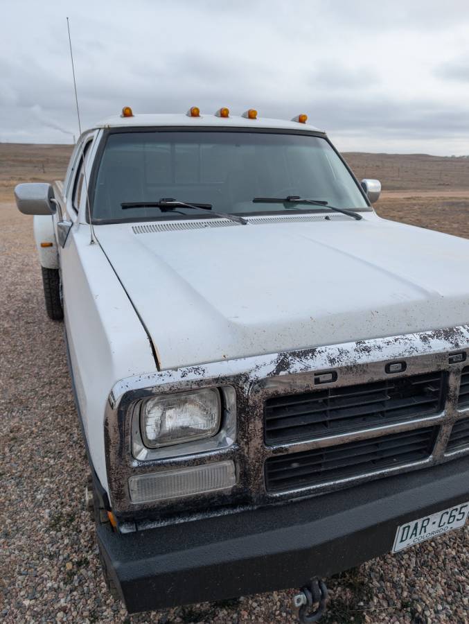 Dodge-ram-3500-diesel-1992-white-8