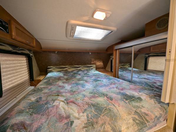 Dodge-ram-3500-diesel-1996-white-14