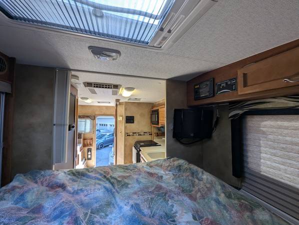 Dodge-ram-3500-diesel-1996-white-15