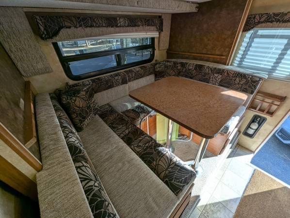 Dodge-ram-3500-diesel-1996-white-19