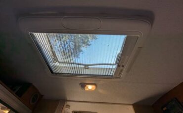 Dodge-ram-3500-diesel-1996-white-7