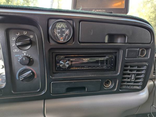 Dodge-ram-3500-diesel-1996-white-8