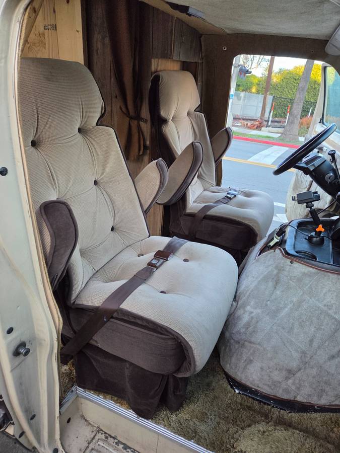 Dodge-ram-b250-1983-brown-10