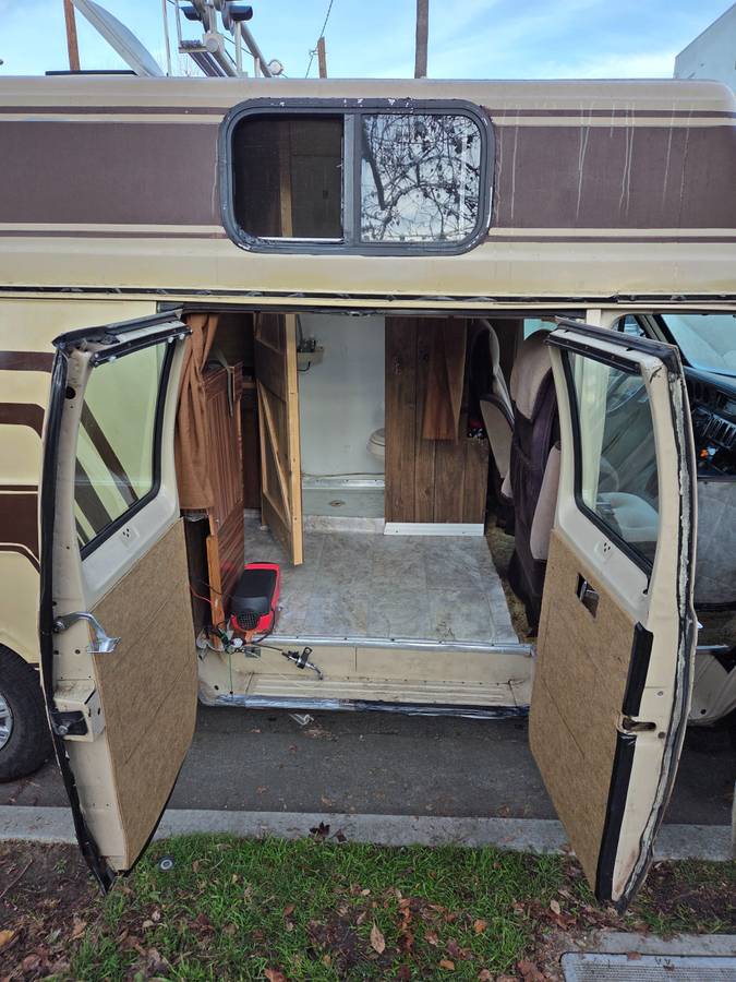 Dodge-ram-b250-1983-brown-11