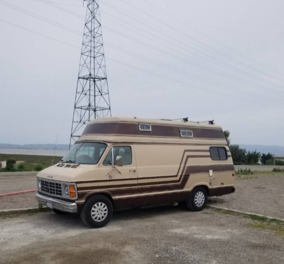 Dodge-ram-b250-1983-brown-15