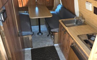 Dodge-ram-b250-1983-brown-2