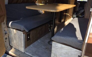 Dodge-ram-b250-1983-brown-3