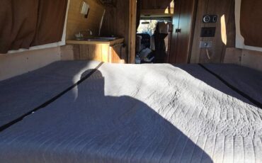 Dodge-ram-b250-1983-brown-4