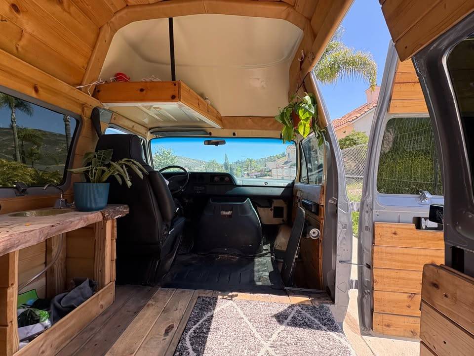 Dodge-ram-b350-1985-2