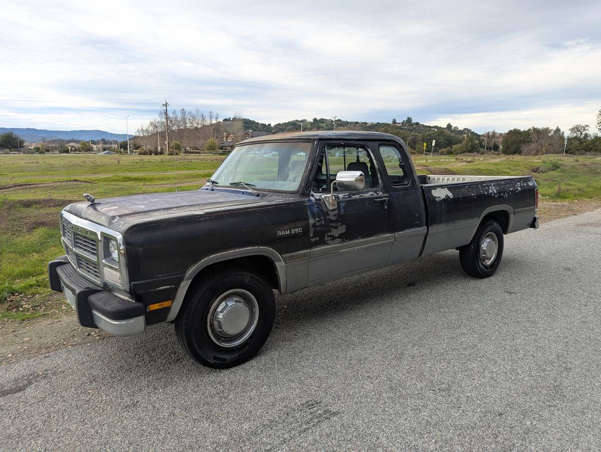 Dodge-ram-d250-diesel-1993