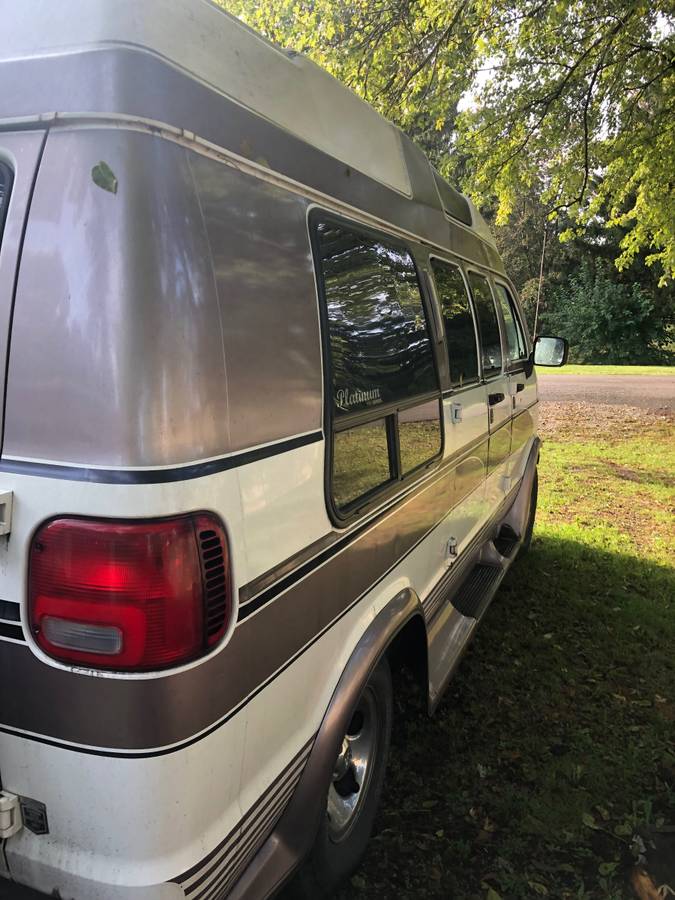 Dodge-ram-van-2500-1996-custom-3