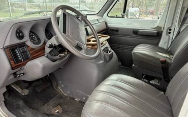 Dodge-ram-van-b1500-1995-white-6