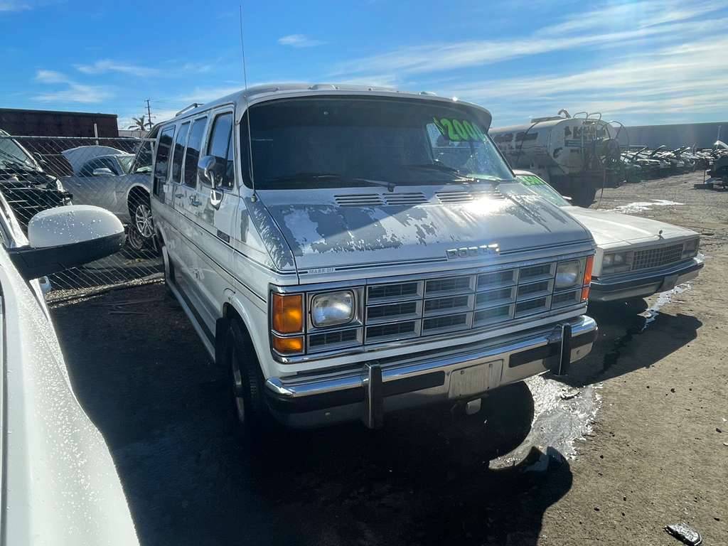 Dodge-ram-van-b250-1992