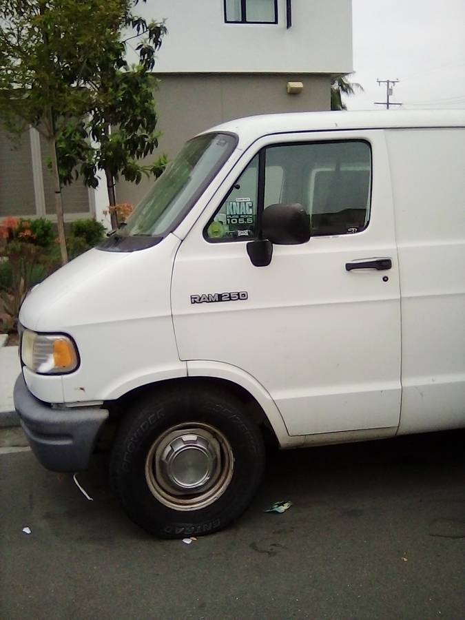 Dodge-ram-van-b250-1994-1