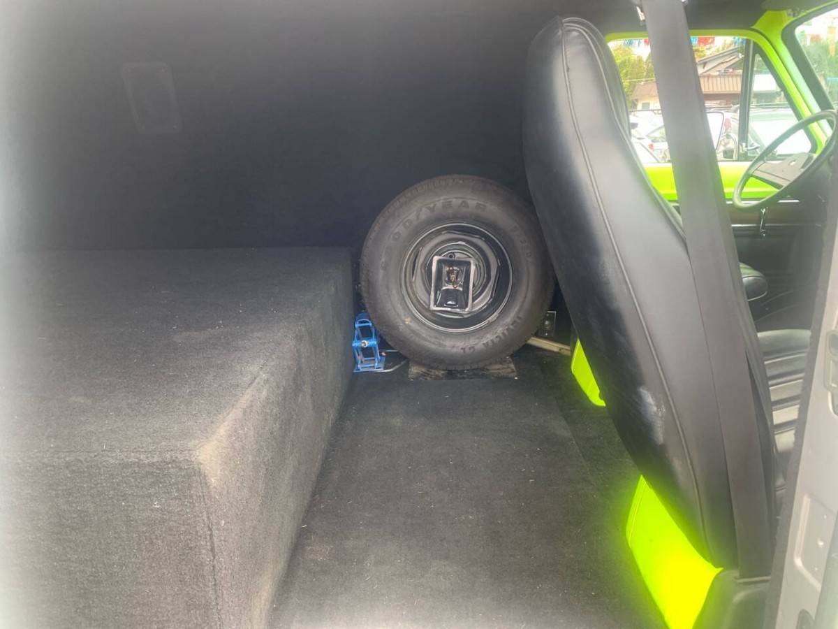 Dodge-ram-van-b250-3dr-extended-1990-white-12