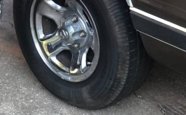 Dodge-ramcharger-150s-1989-3