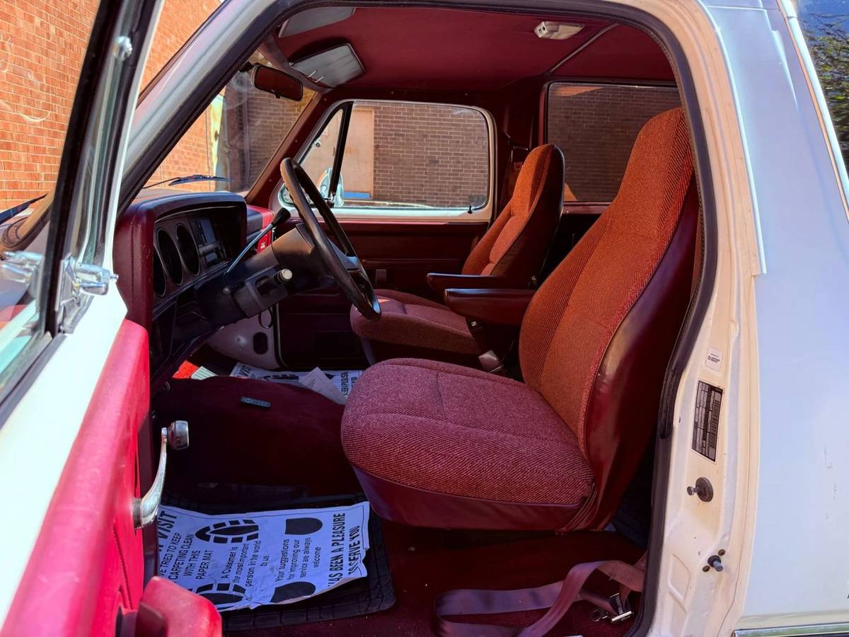 Dodge-ramcharger-150s-1990-11