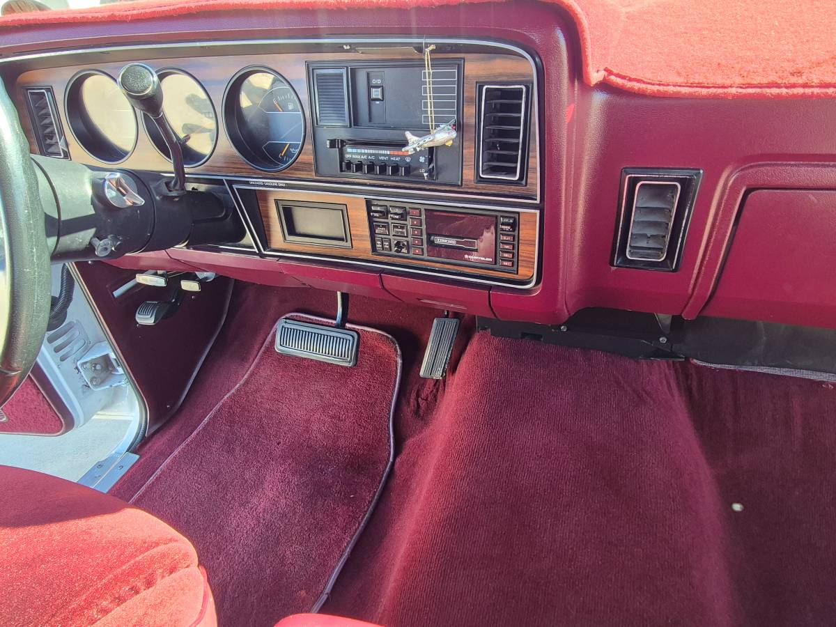 Dodge-ramcharger-1989-9