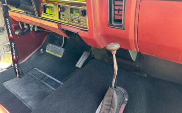 Dodge-ramcharger-prospector-1984-red-18