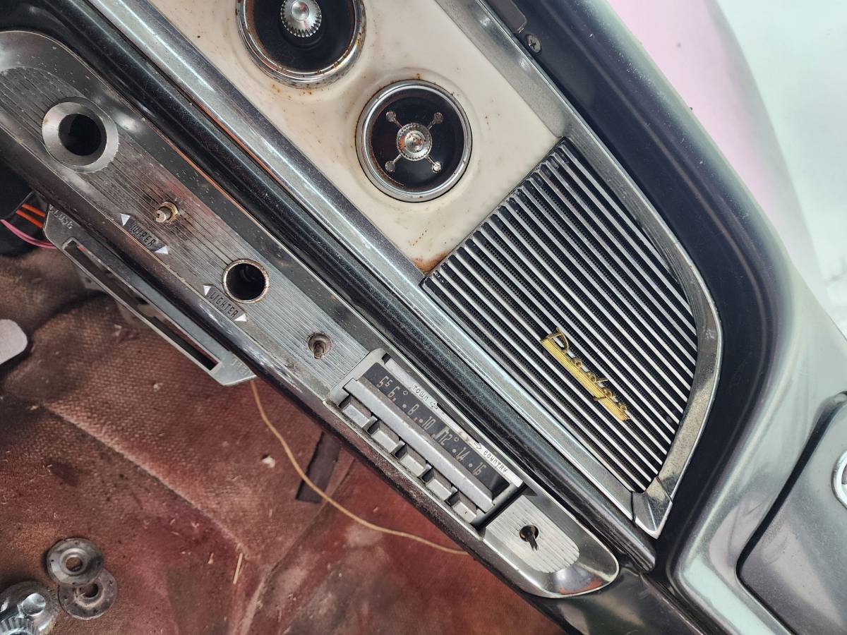 Dodge-royal-1955-white-13