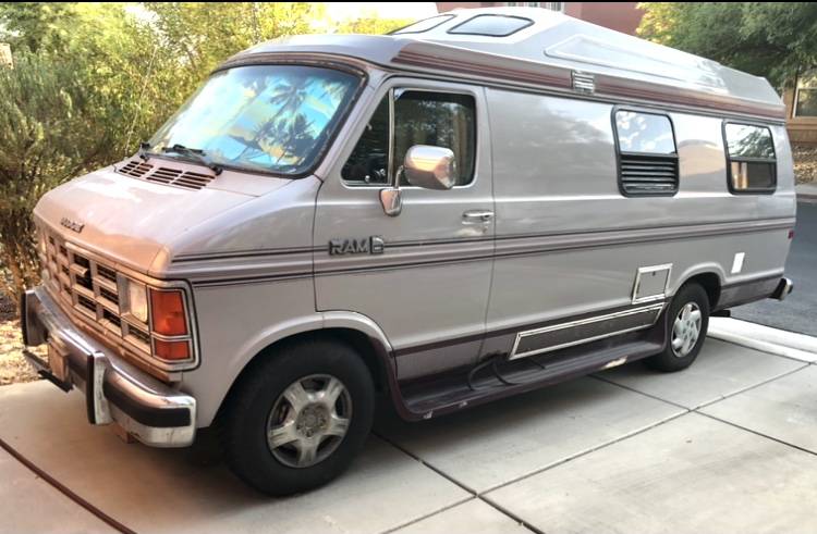 Dodge-rv-trek-1990-2