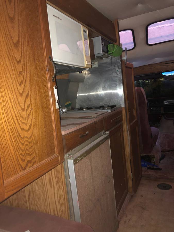 Dodge-rv-trek-1990-4