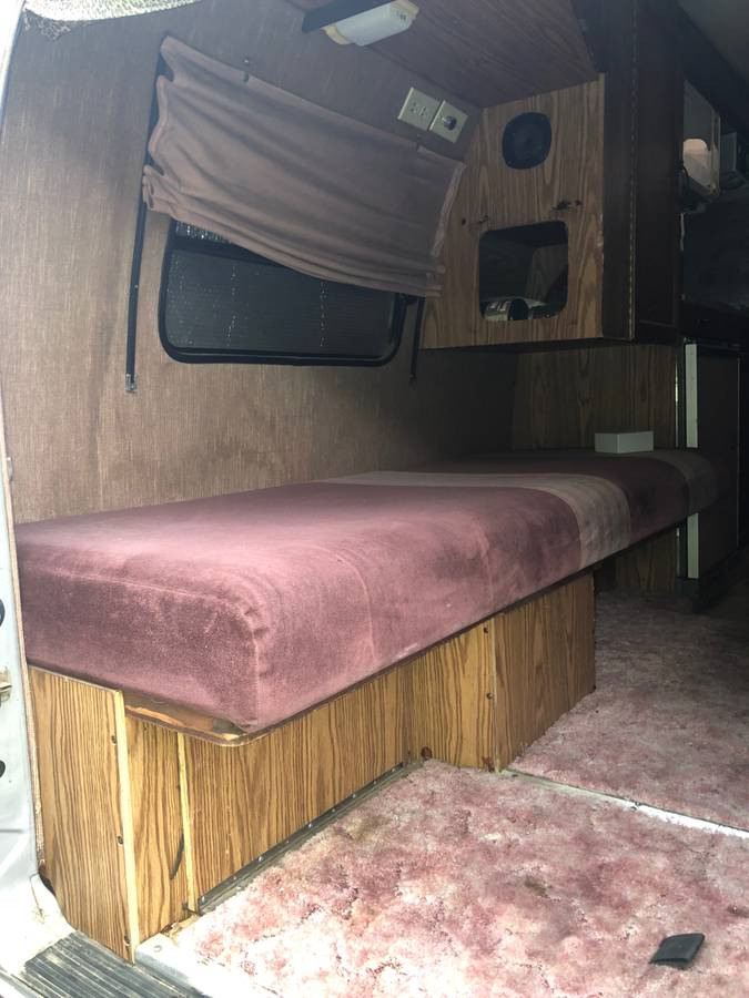 Dodge-rv-trek-1990-4