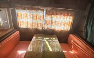 Dodge-sportsman-1978-2