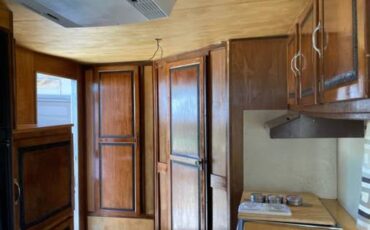 Dodge-sportsman-1978-6