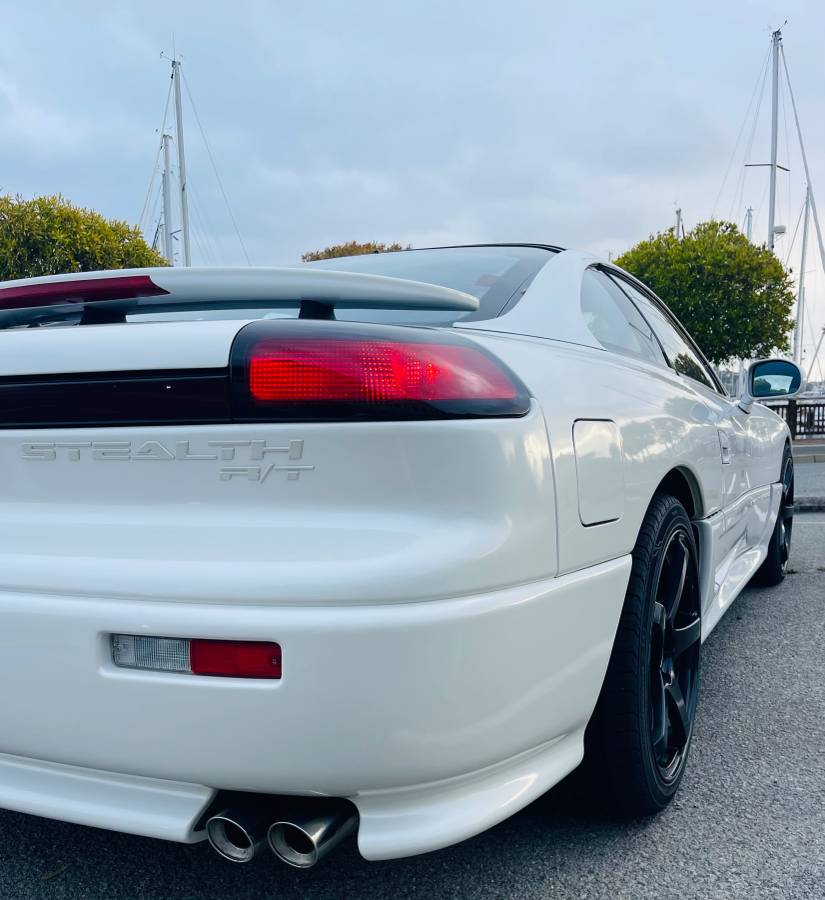 Dodge-stealth-rt-twin-turbo-1991-white-3