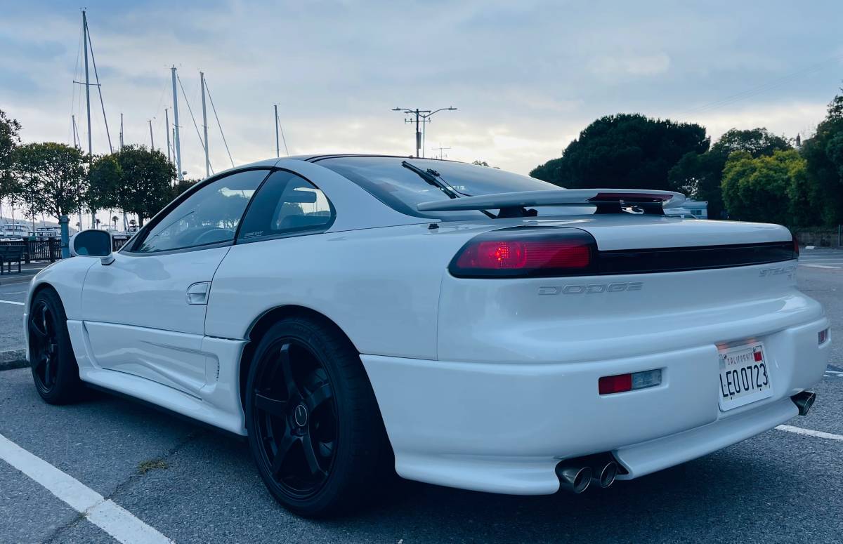 Dodge-stealth-rt-twin-turbo-1991-white-4