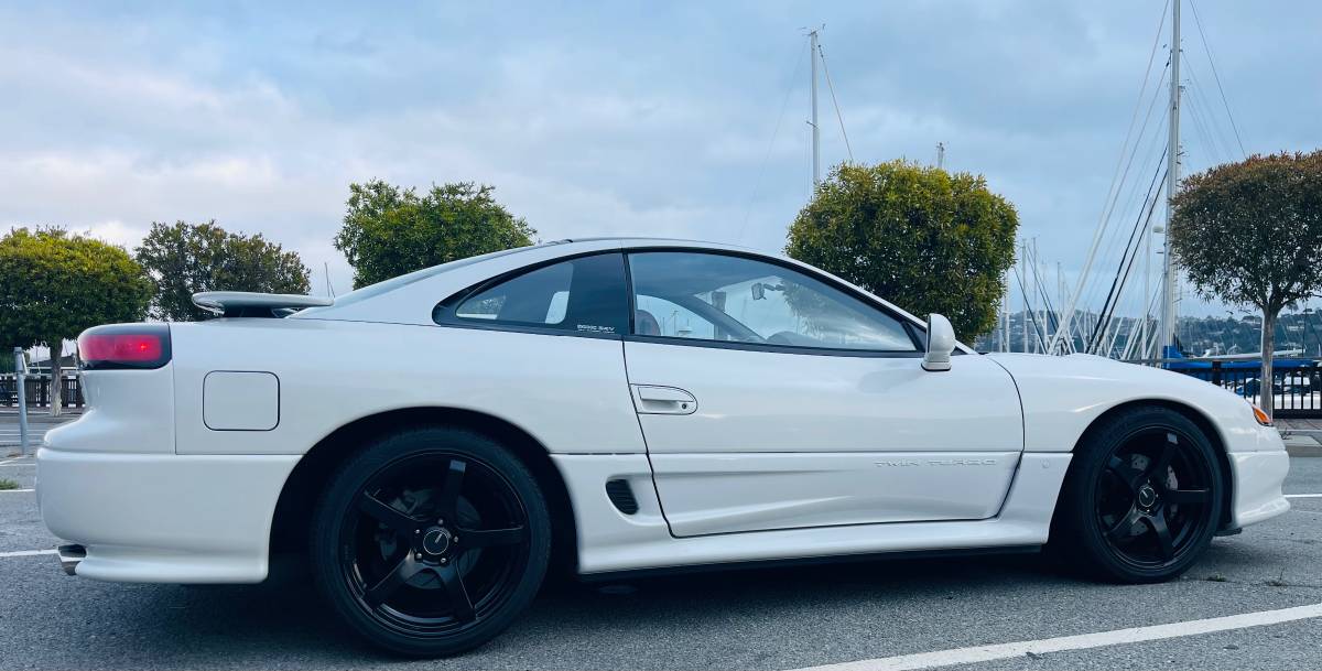 Dodge-stealth-rt-twin-turbo-1991-white-7