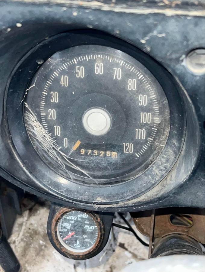 Dodge-tradesman-1972-white-6