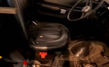 Dodge-tradesman-maxi-van-1974-3