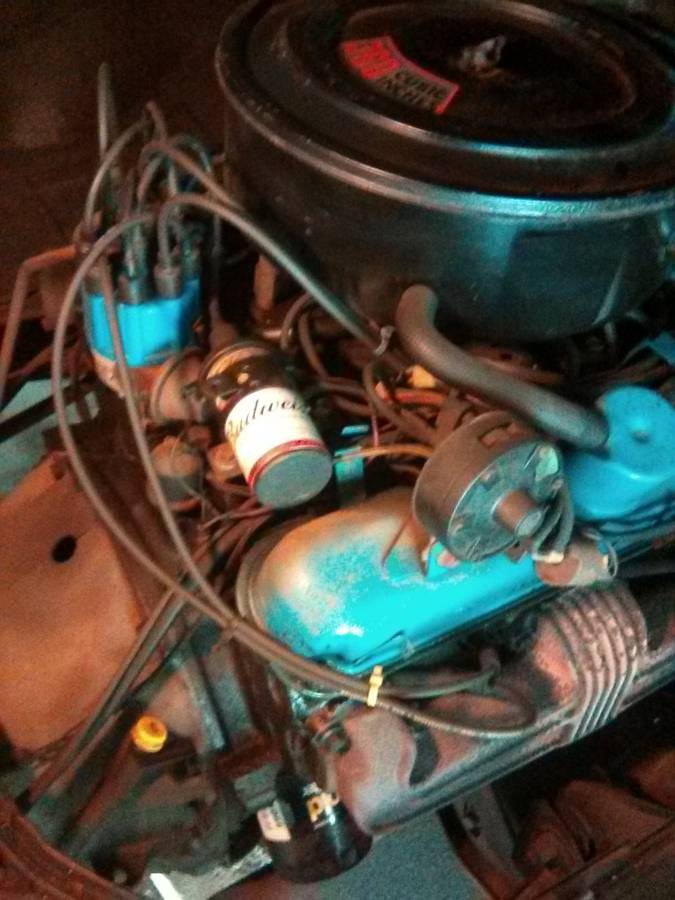 Dodge-tradesman-van-1975-green-5